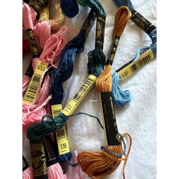DMC Embroidery Floss Collection Assorted Colors 100% Cotton 50+ Craft Thread Fo - Picture 7 of 16